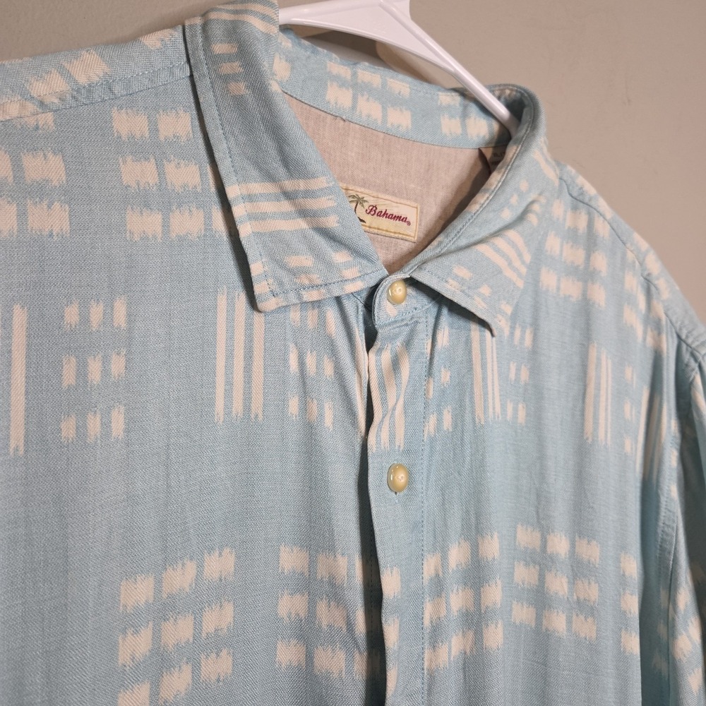 Tommy Bahama Shirt XL Blue Silk Rayon Short Sleeve Button Down Geometric Ikat